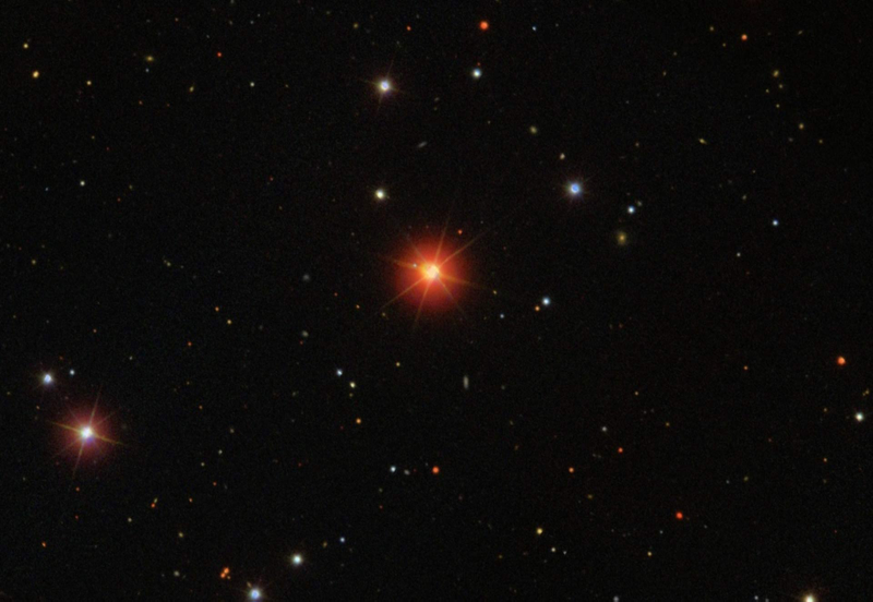 Illustration for article titled Astronomers Have Discovered an Exotic Quintuple Star System